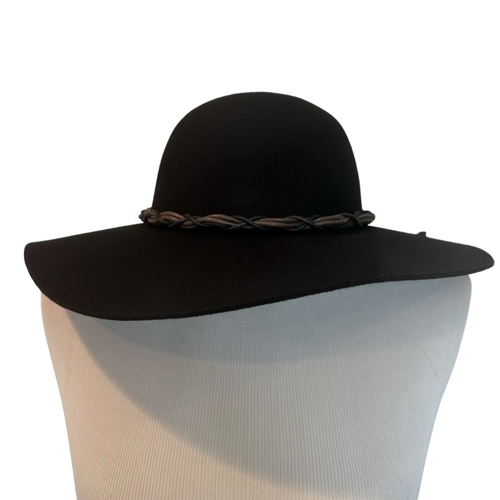 Adorable black wool adjustable hat - Picture 10 of 13